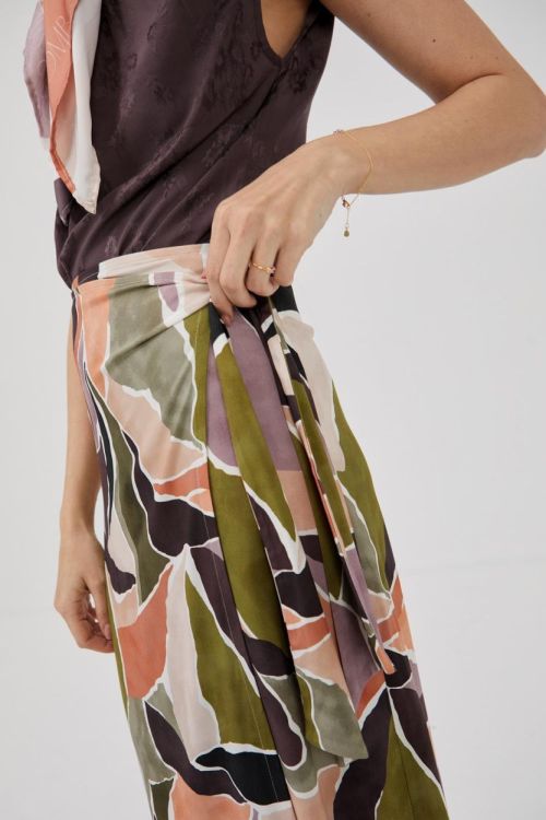 Mus&Bombon 206 SKIRT ABSTRACT LEAVES (IBIAS/206 SKIRT ABSTRACT LEAVES) - WeekendMode