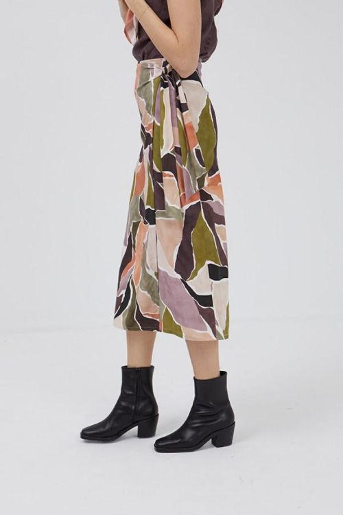 Mus&Bombon 206 SKIRT ABSTRACT LEAVES (IBIAS/206 SKIRT ABSTRACT LEAVES) - WeekendMode